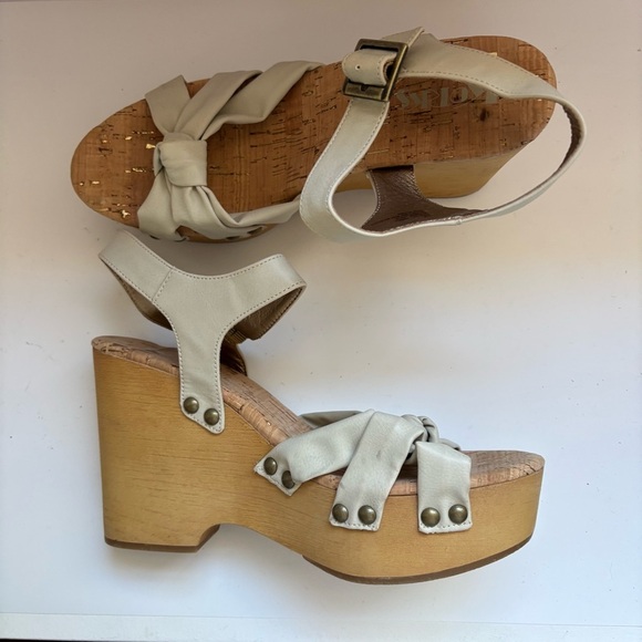 KORKS by Kork-Ease Dawson Wedge Sandals in
Off White Sz 8M - Picture 3 of 8